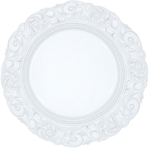 Plato base de lujo modelo Cartola Premium en color blanco con diseño ornamental barroco para renta en eventos y bodas.